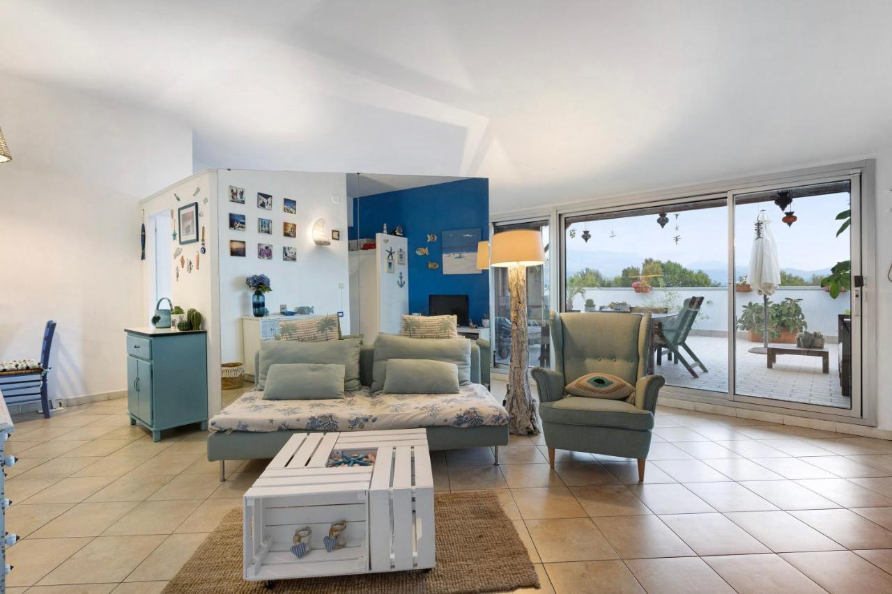 Attico Con Terrazza A Viareggio Apartment Екстериор снимка