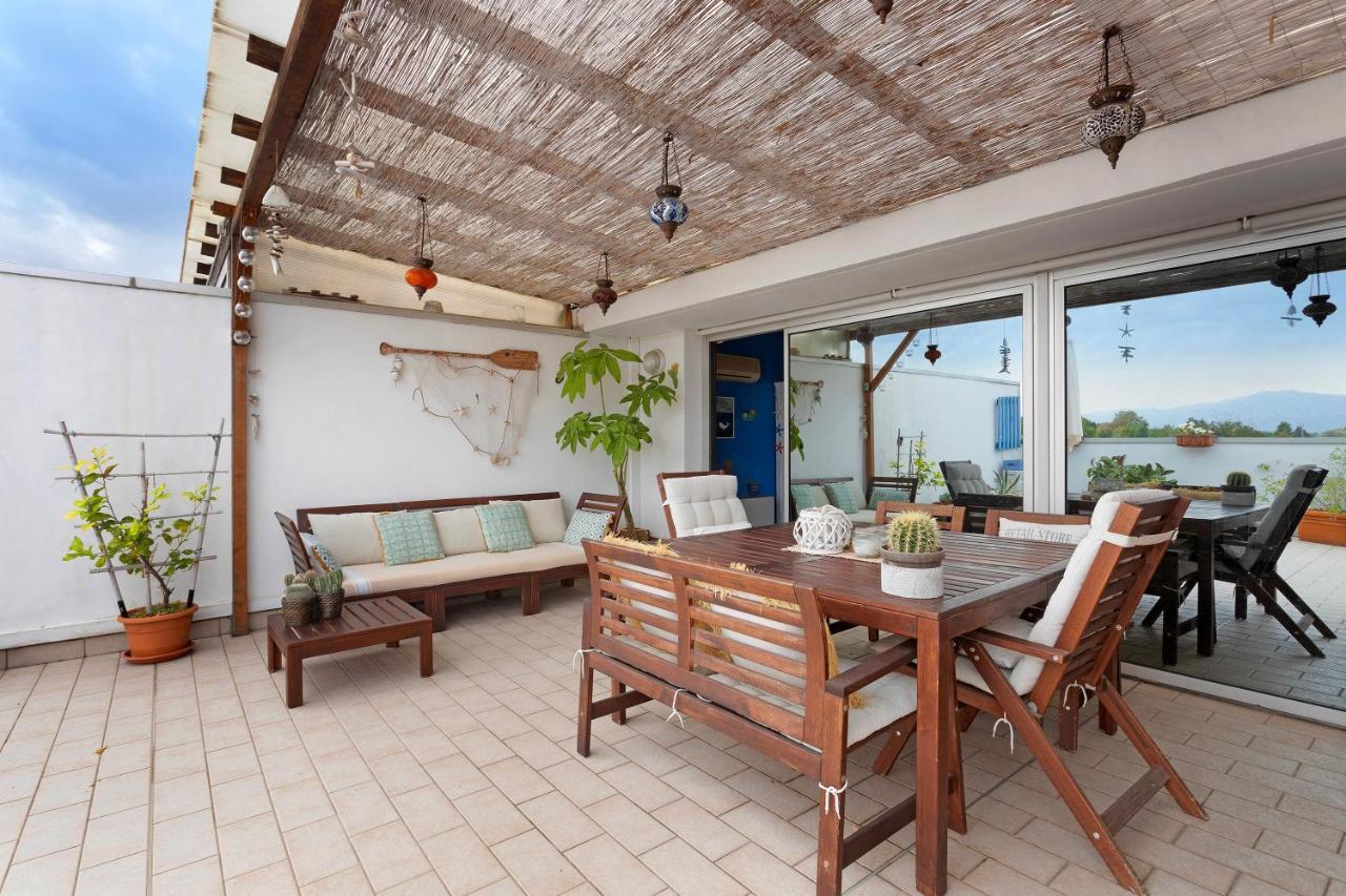 Attico Con Terrazza A Viareggio Apartment Екстериор снимка
